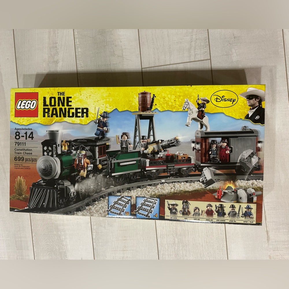 NEW 79111 Lego Disney The Lone Ranger Constitution Train Chase RETIRED SEALED